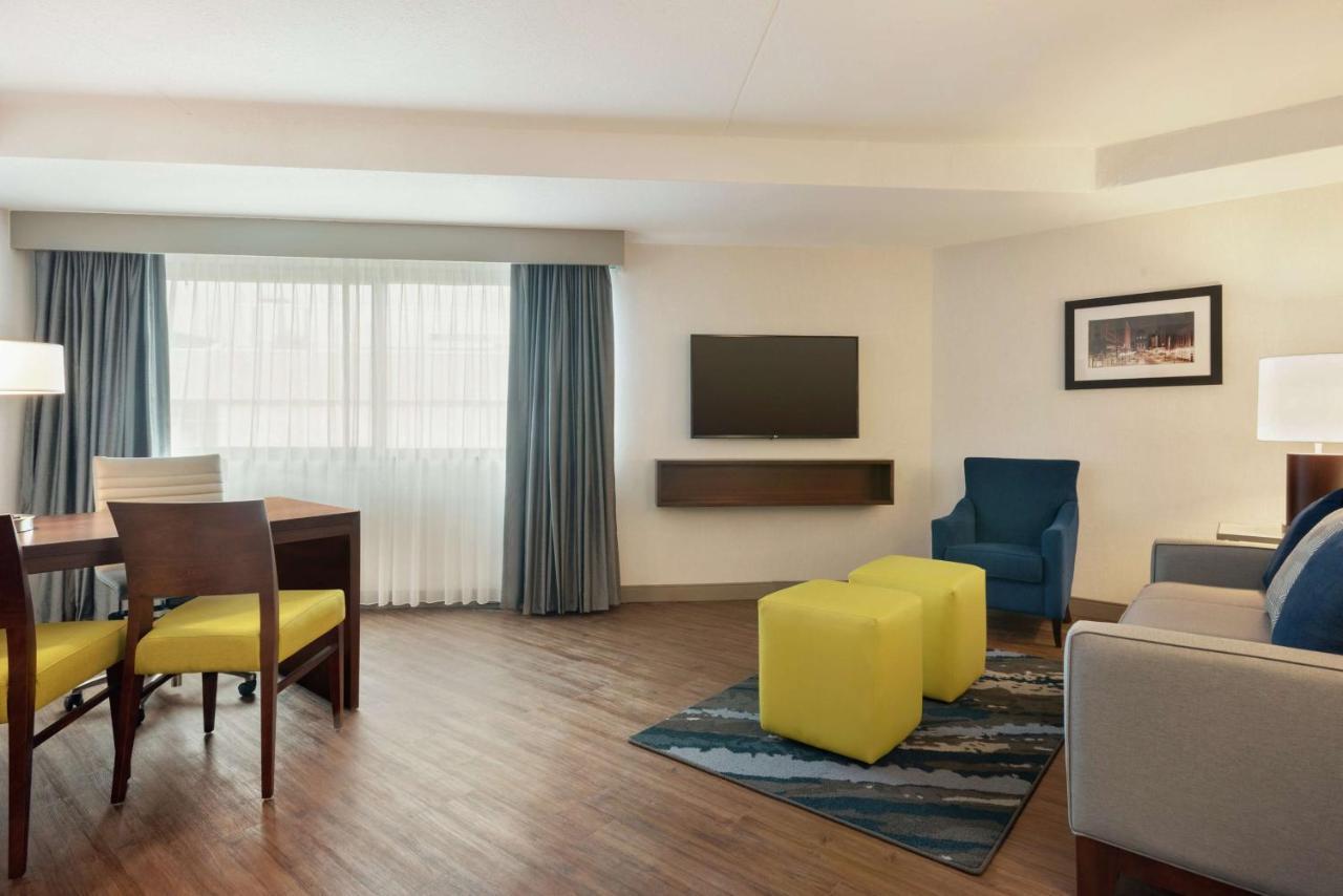 Embassy Suites By Hilton Indianapolis Downtown Luaran gambar