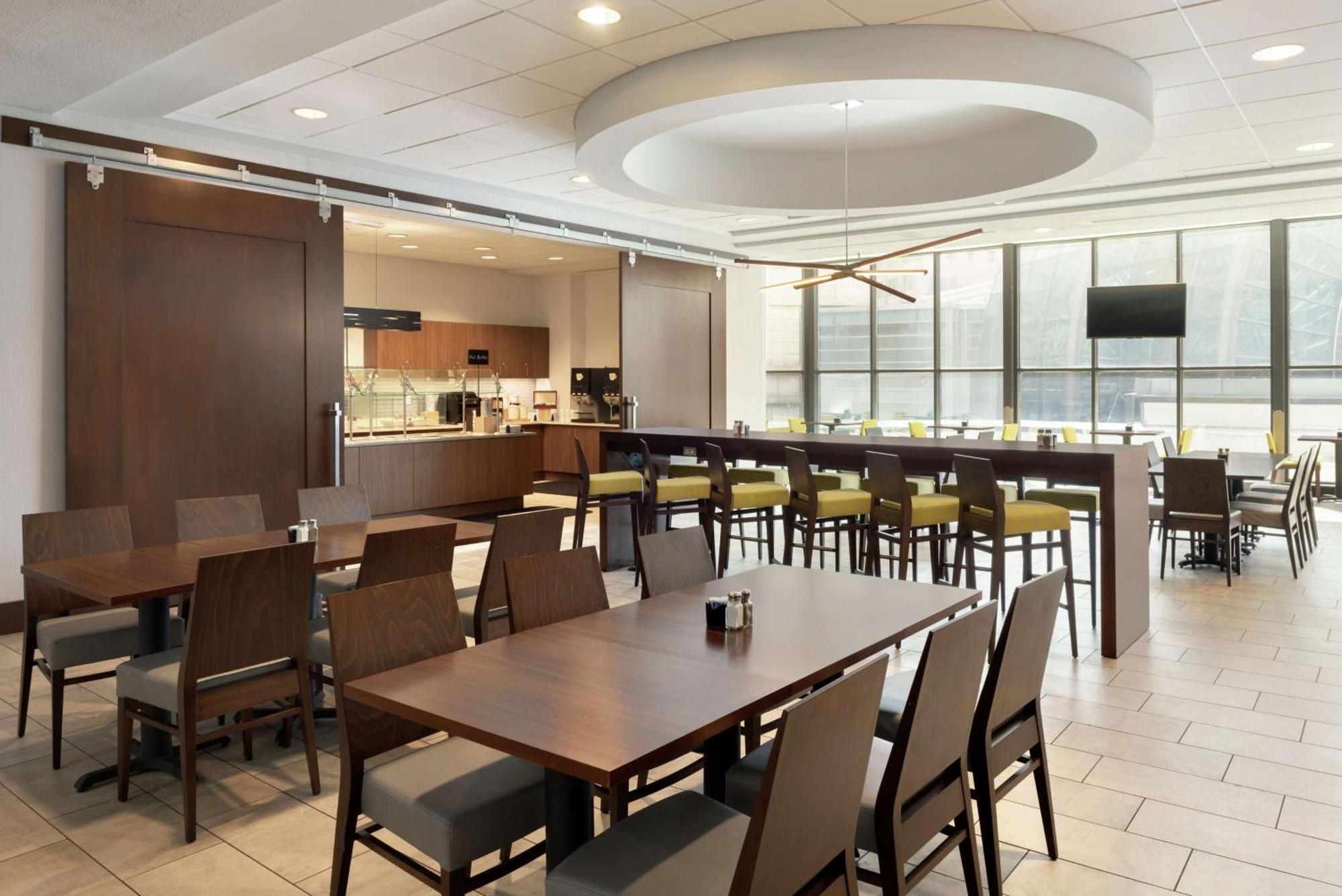 Embassy Suites By Hilton Indianapolis Downtown Luaran gambar